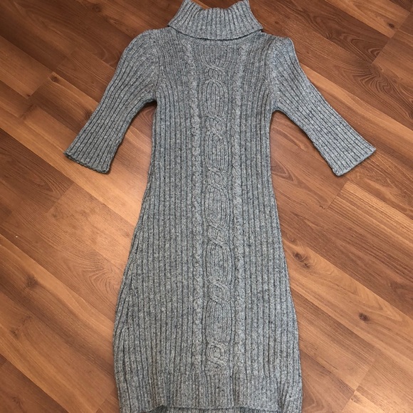 Old Navy Dresses & Skirts - Old Navy Sweater Dress Size small